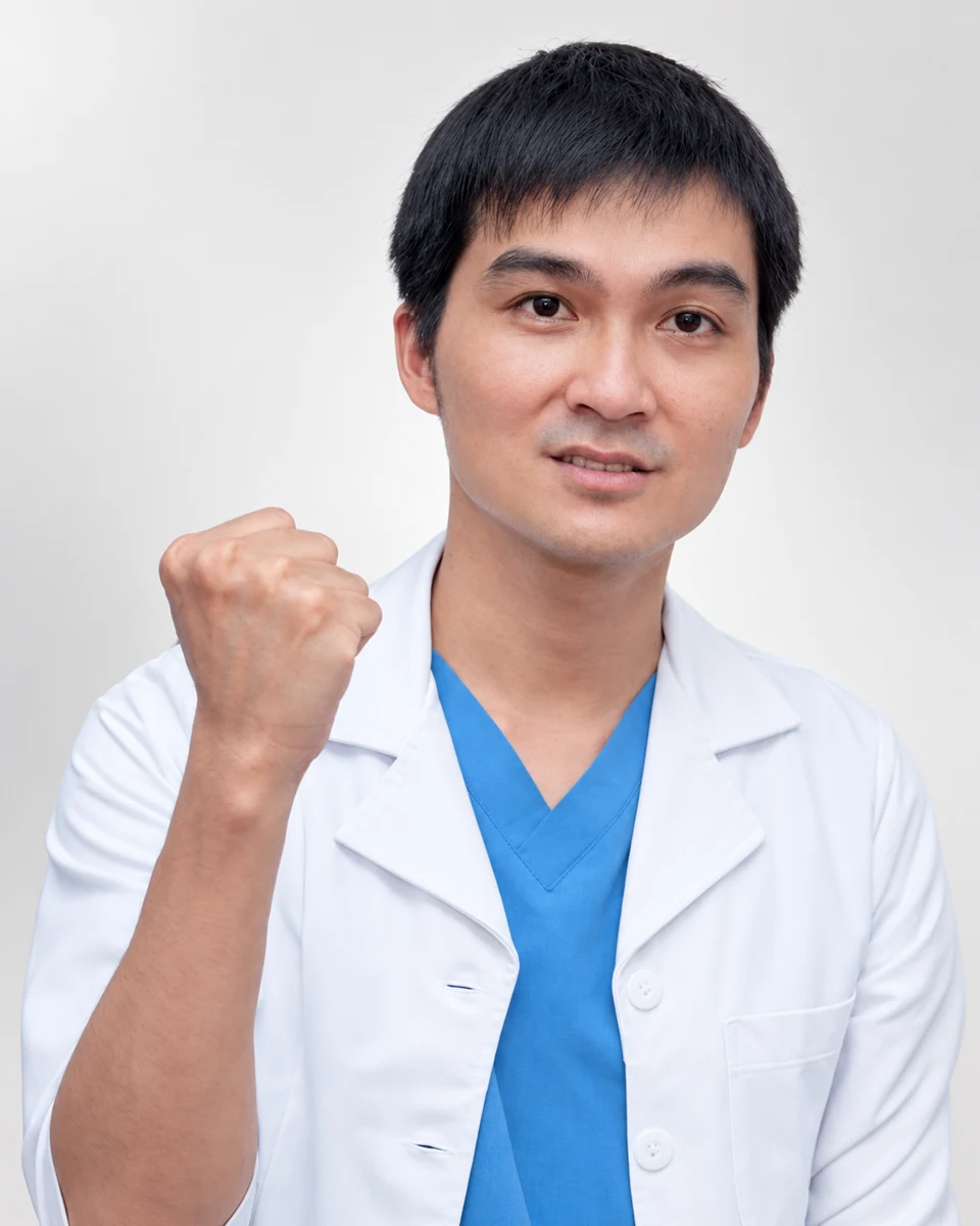 Bác sĩ Khúc Đình Đức