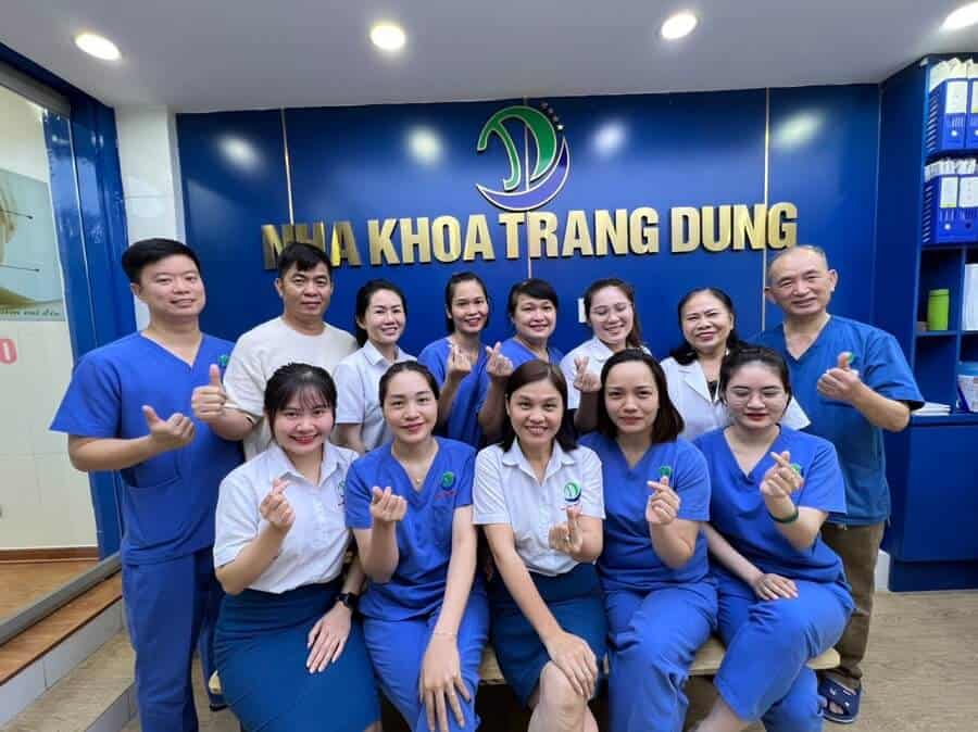Đội ngũ y bác sĩ tay nghề cao của Nha Khoa Trang Dung