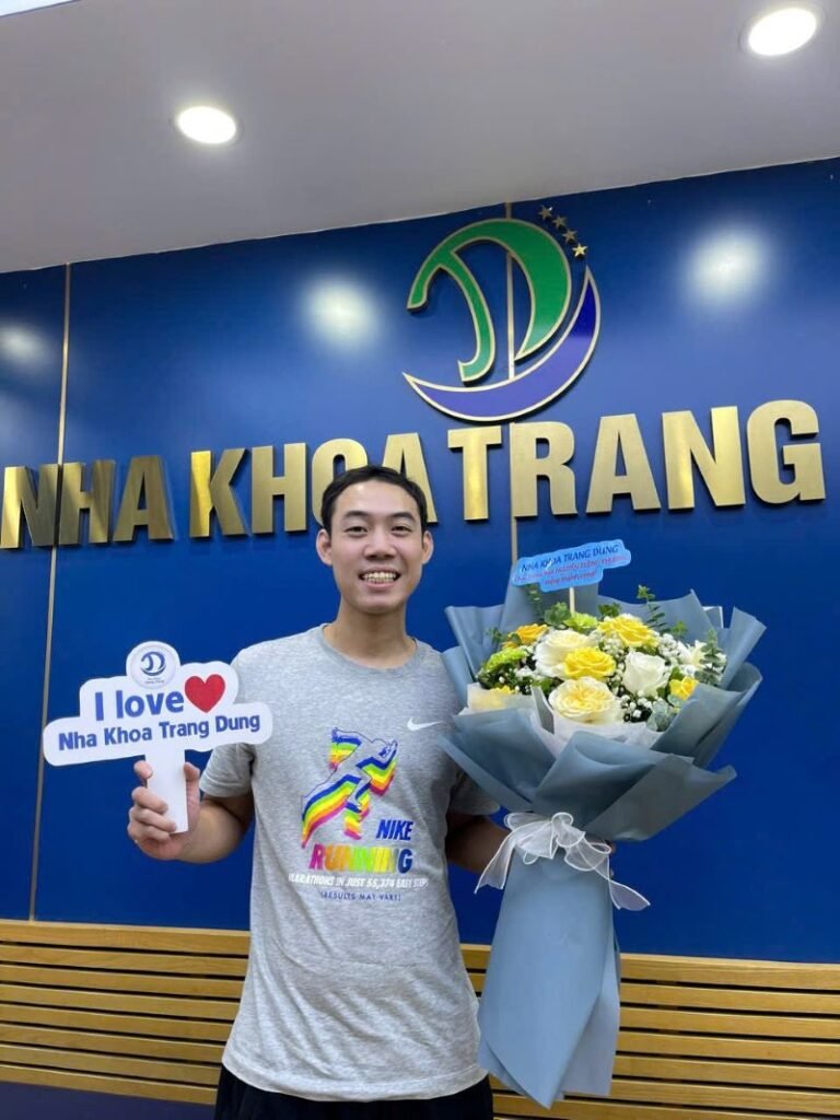 Bảng Giá Niềng Răng Trong Suốt Giá Rẻ, Chất Lượng Năm 2025 Khách hàng niềng răng tại Nha khoa Trang Dung