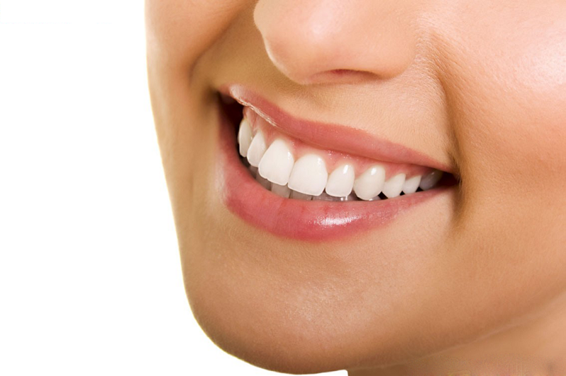Trồng răng sứ giá bao nhiêu 1 chiếc​