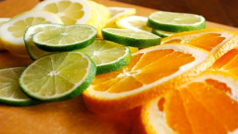 Cách trị hóc xương cá ở cổ họng tại nhà: Hướng dẫn an toàn và dễ hiểu Cách trị hóc xương cá ở cổ họng tại nhà