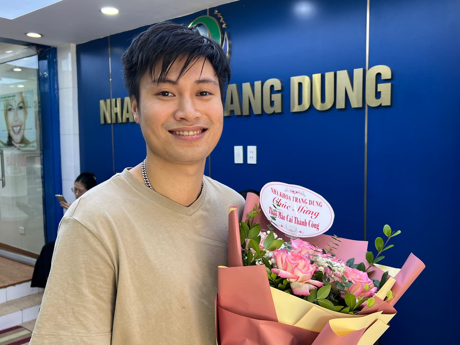 chi phí trồng răng implant