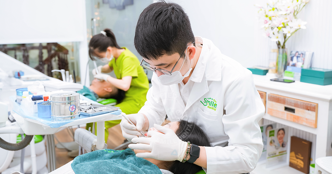 giá làm răng implant​