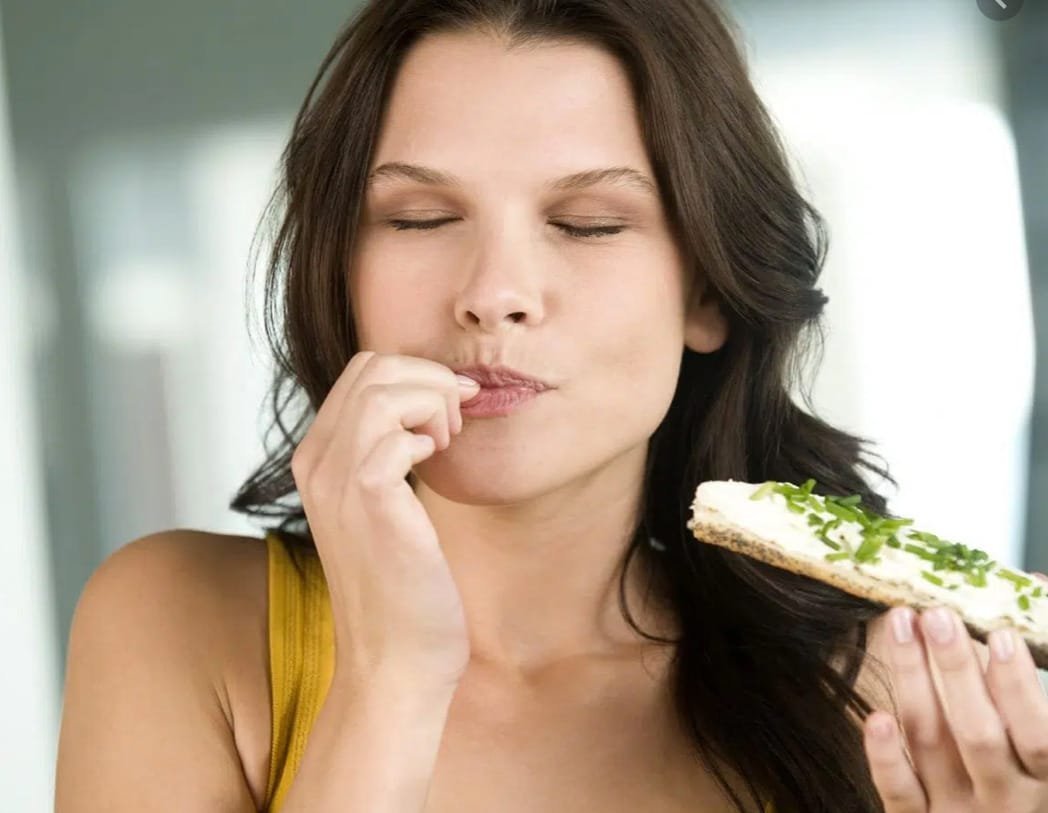 Khuôn mặt bị lệch khi chụp ảnh