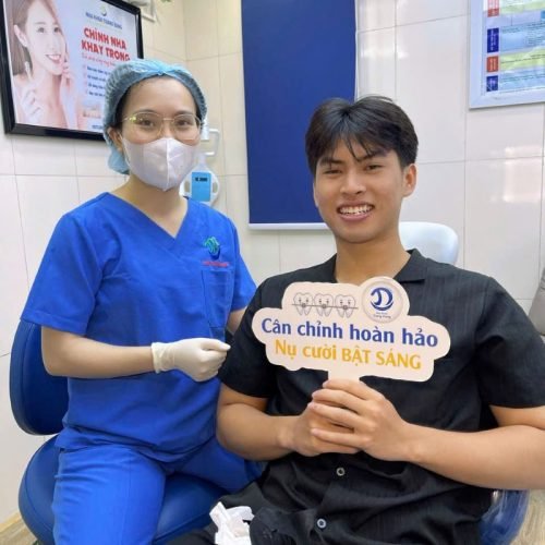 Khách hàng niềng răng trả góp tại Nha khoa Trang Dung